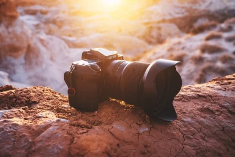 All about the Fuji GFX 100S, really the best photography camera you could get?