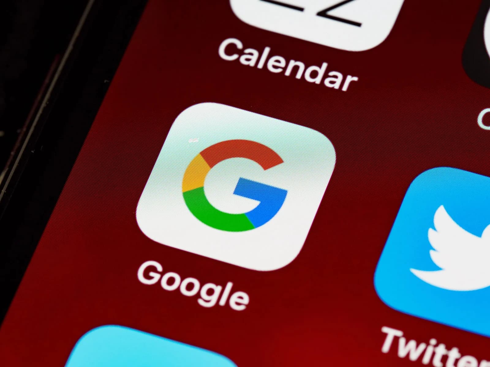 Here's 5 really cool and useful thing's that you can do on Google!