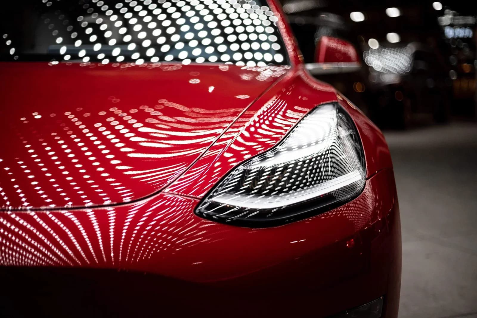 All about the Greatest Christmas Tesla Lightshow this Year