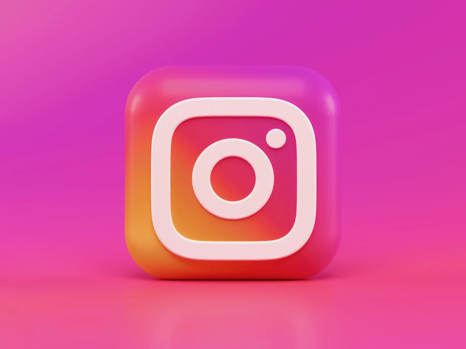 Oh what a surprise, the chronological feed on Instagram is back