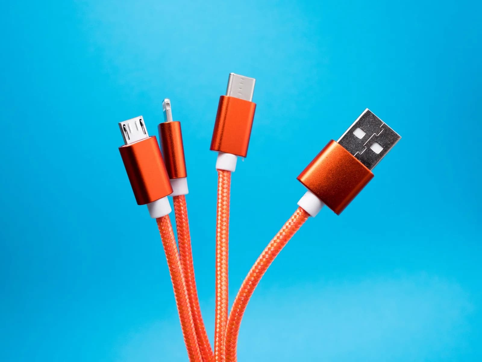 Android Auto will now tell you if your USB cable is bad, revolutionary.