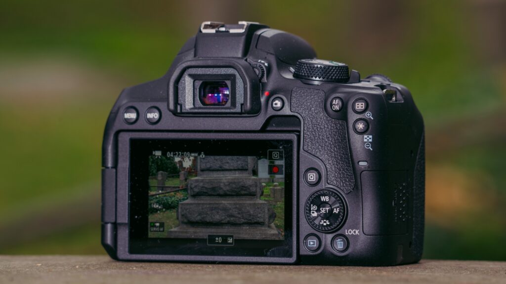 The Canon Rebel T8i DSLR in a Mirrorless World