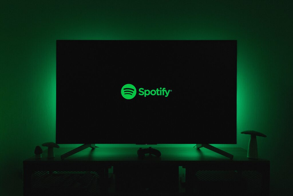 Spotify is making a voice command centric car mode
