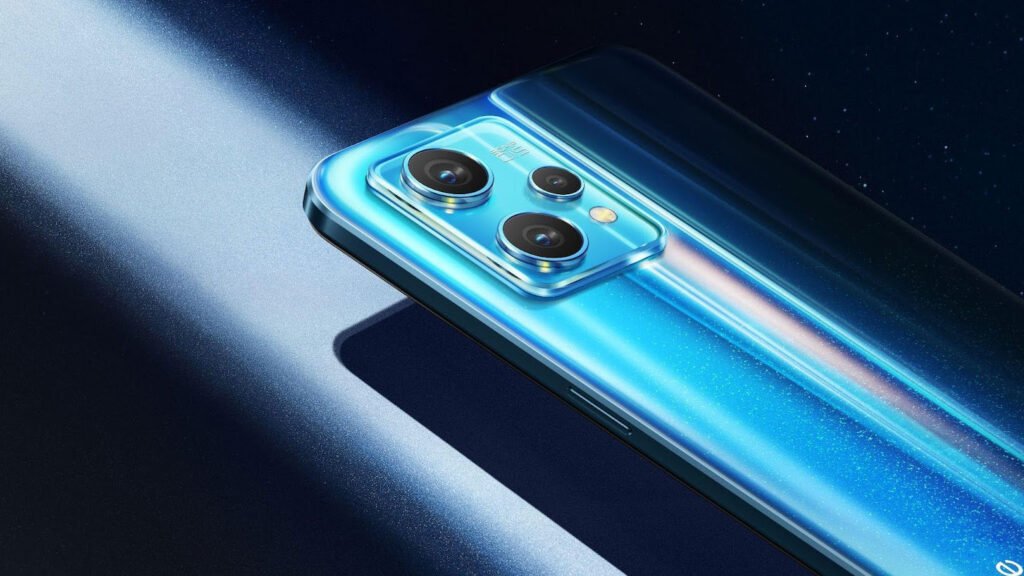 Realme 9 Pro and Pro Plus have a mind blowing color changing design.