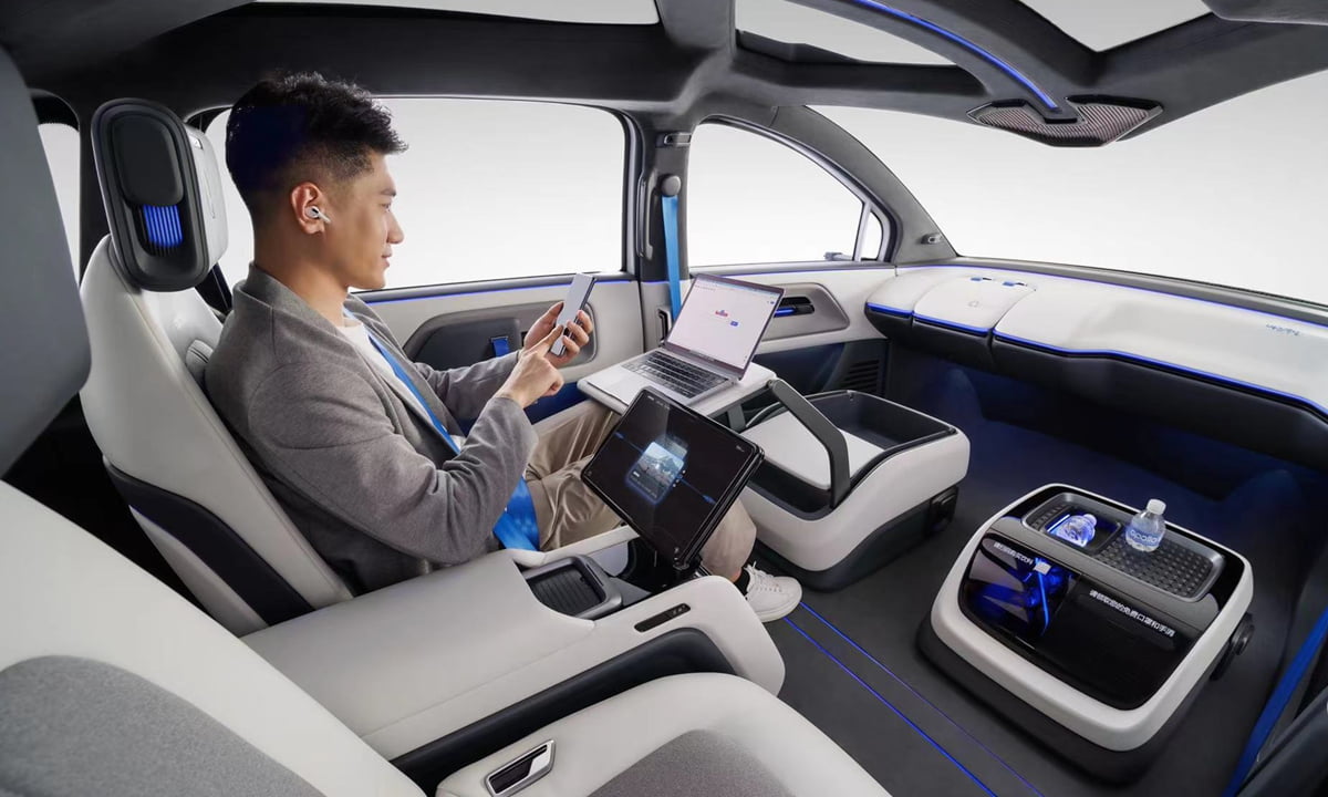 Baidu will now officially start deploying Robotaxis without operators