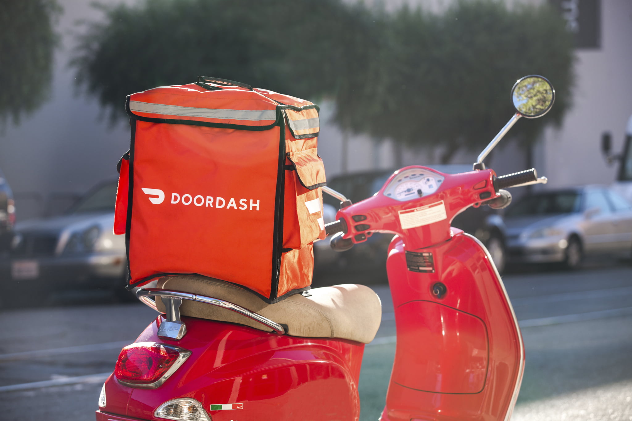 DoorDash might start deliveries for Facebook Marketplace