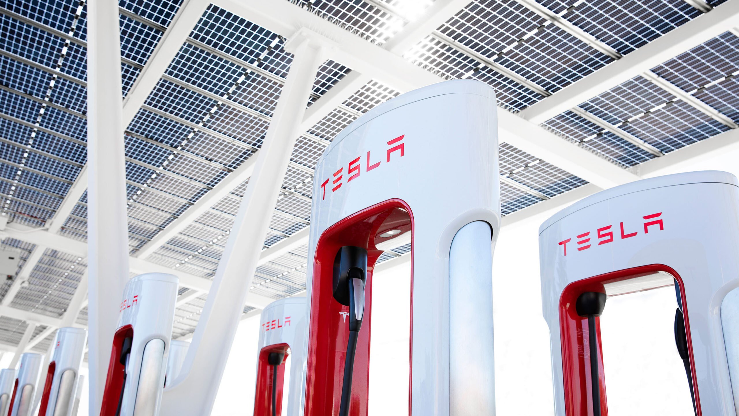 Tesla will now build superchargers based on Twitter polls